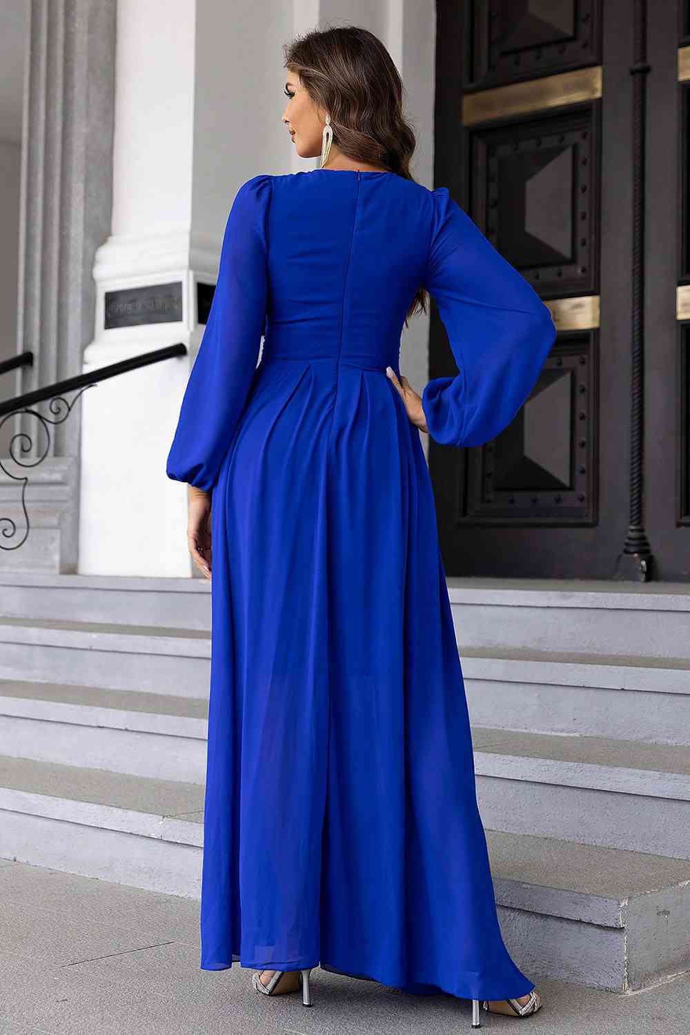 Twist Front Cutout Long Sleeve Dress