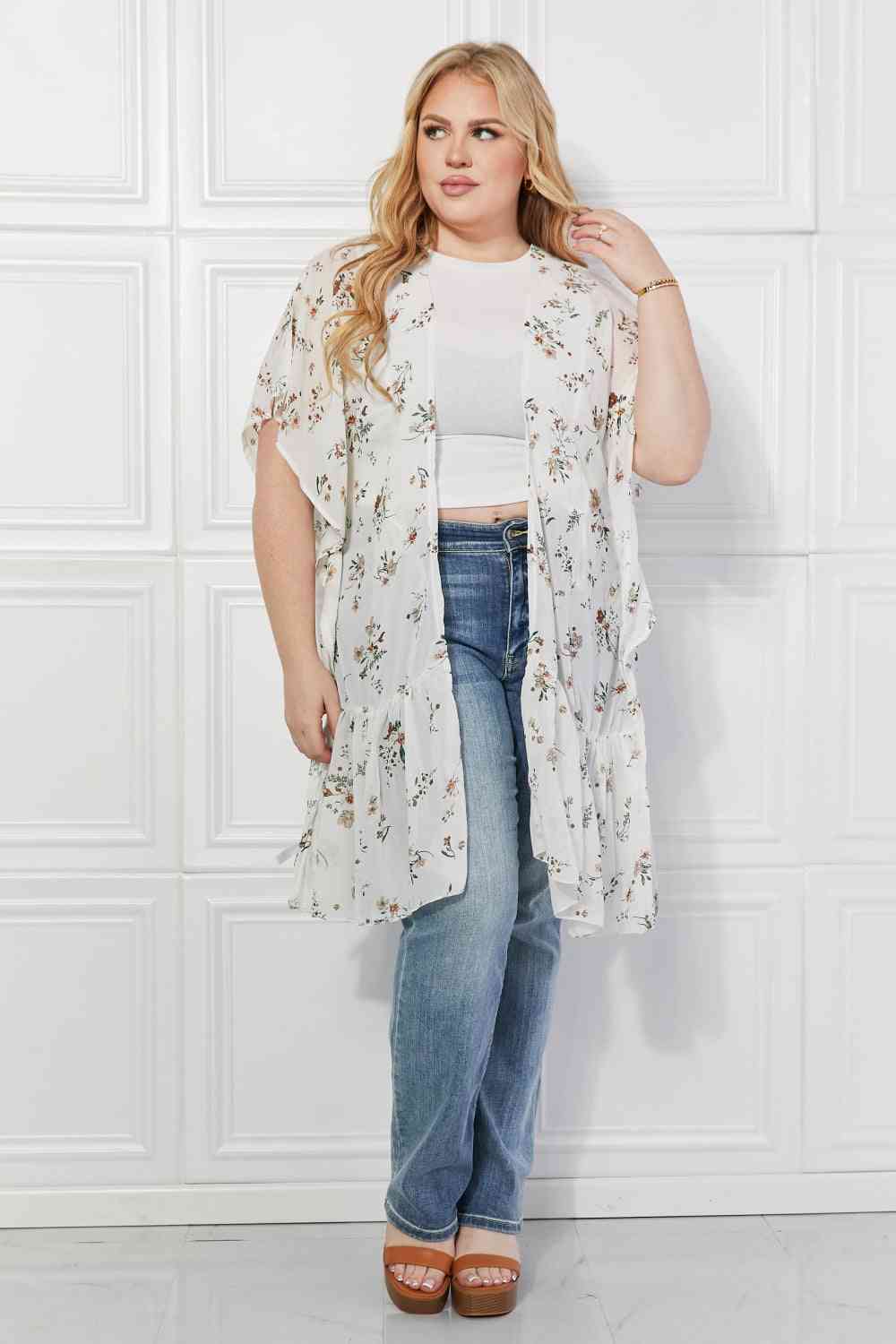 Justin Taylor Meadow of Daisies Floral Kimono